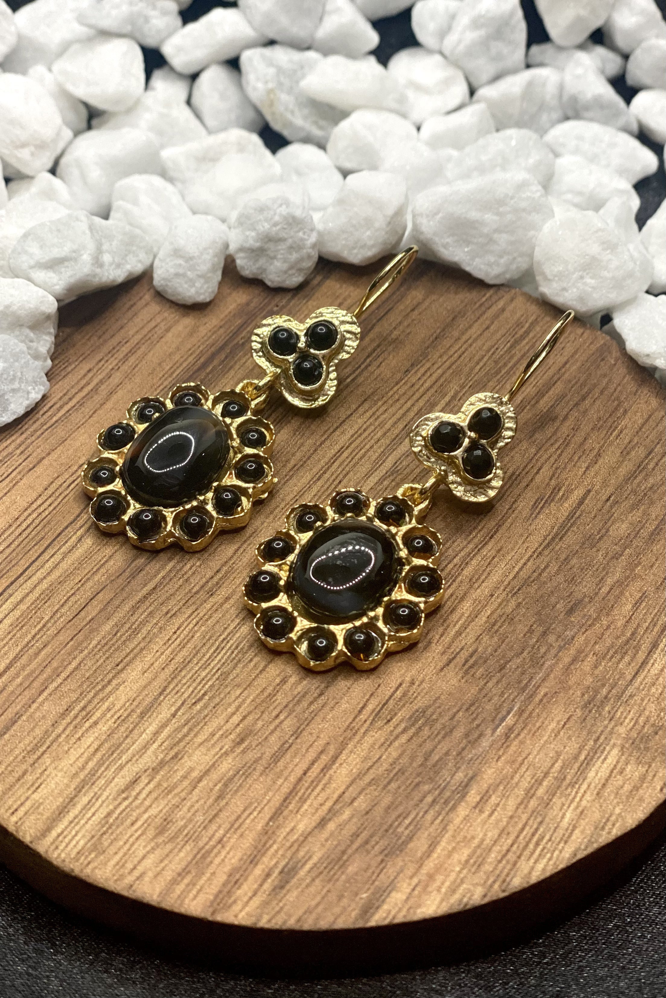 Arya Earrings In Black