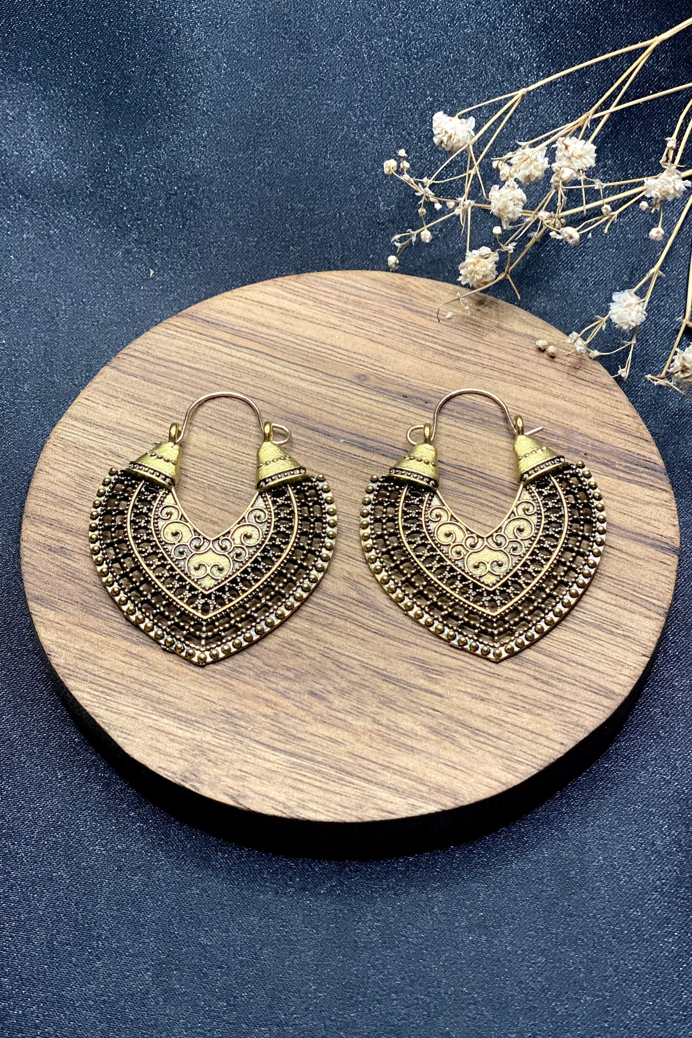 Shaped Gold Filigree Hoop Earrings