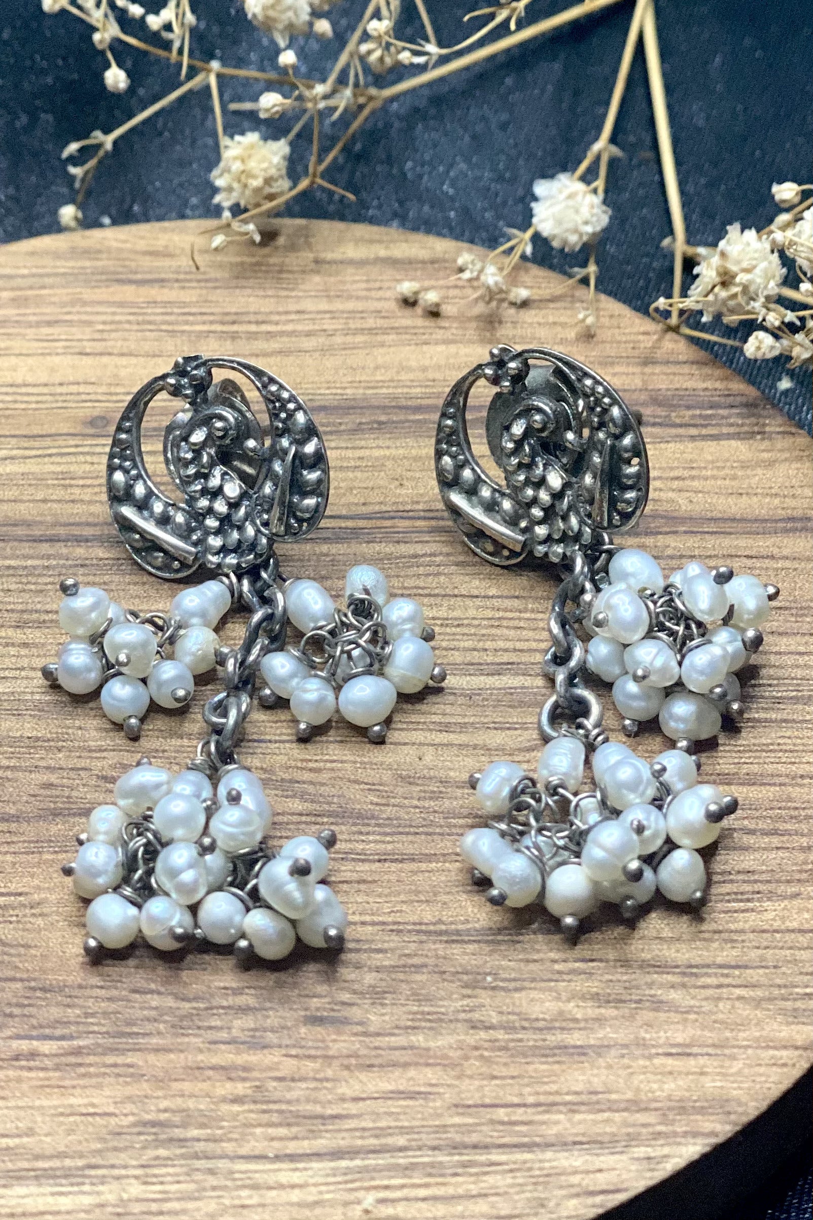 Sterling Silver Saira Earrings In Pearl