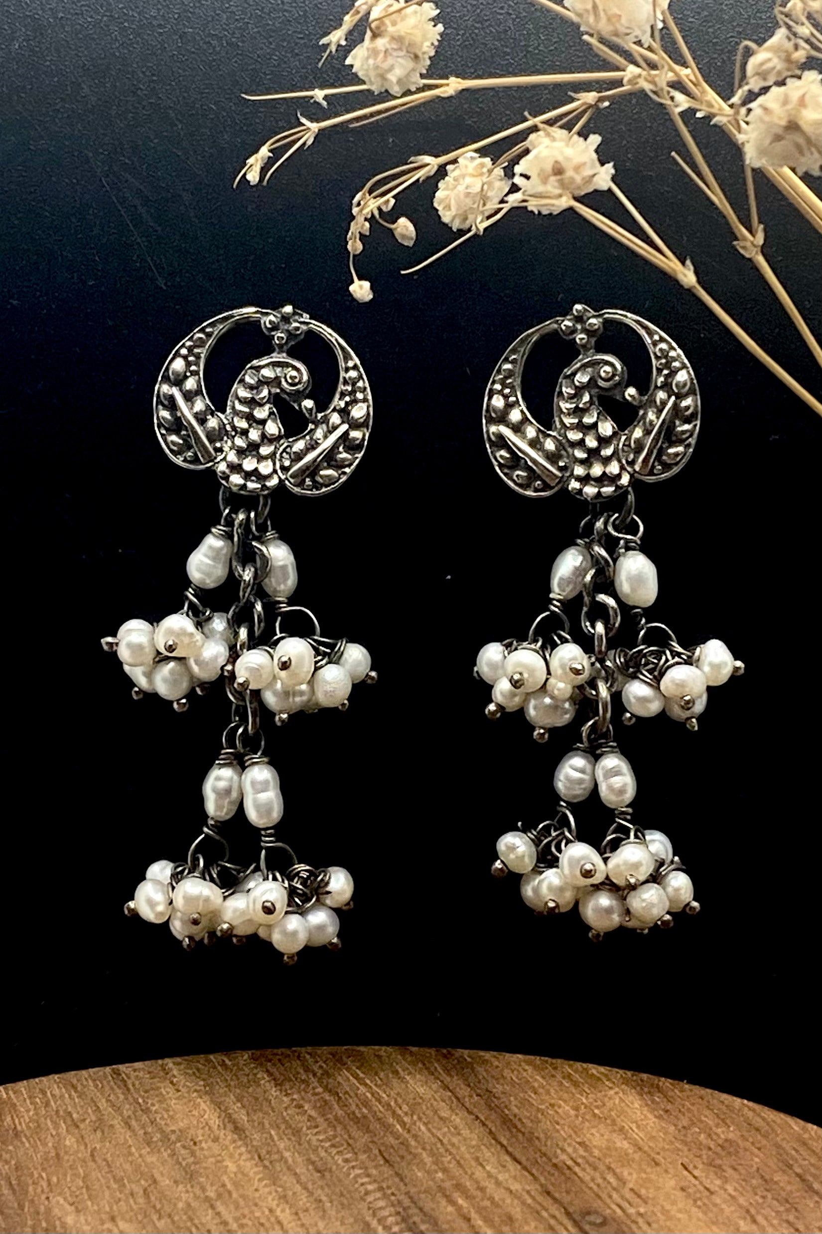 Sterling Silver Saira Earrings In Pearl