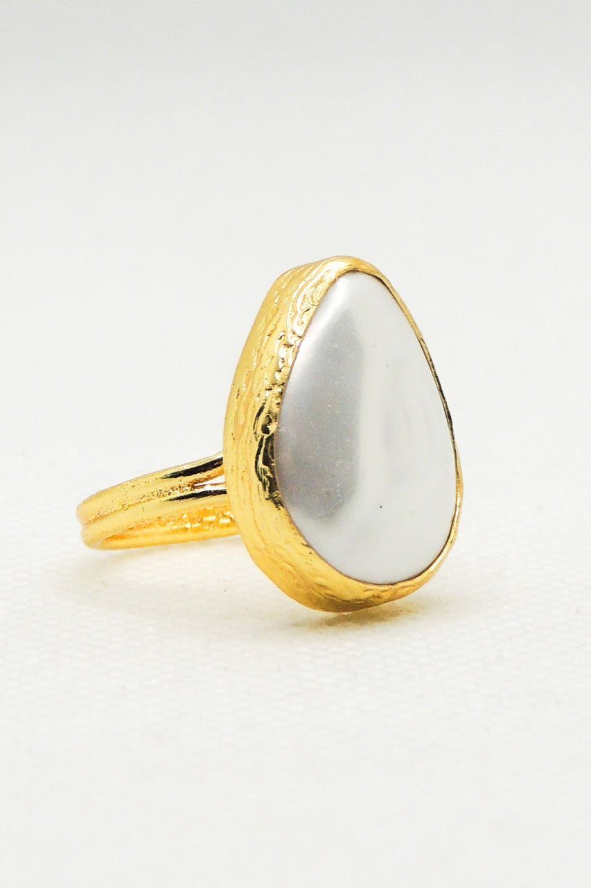 Mira Ring In Pearl