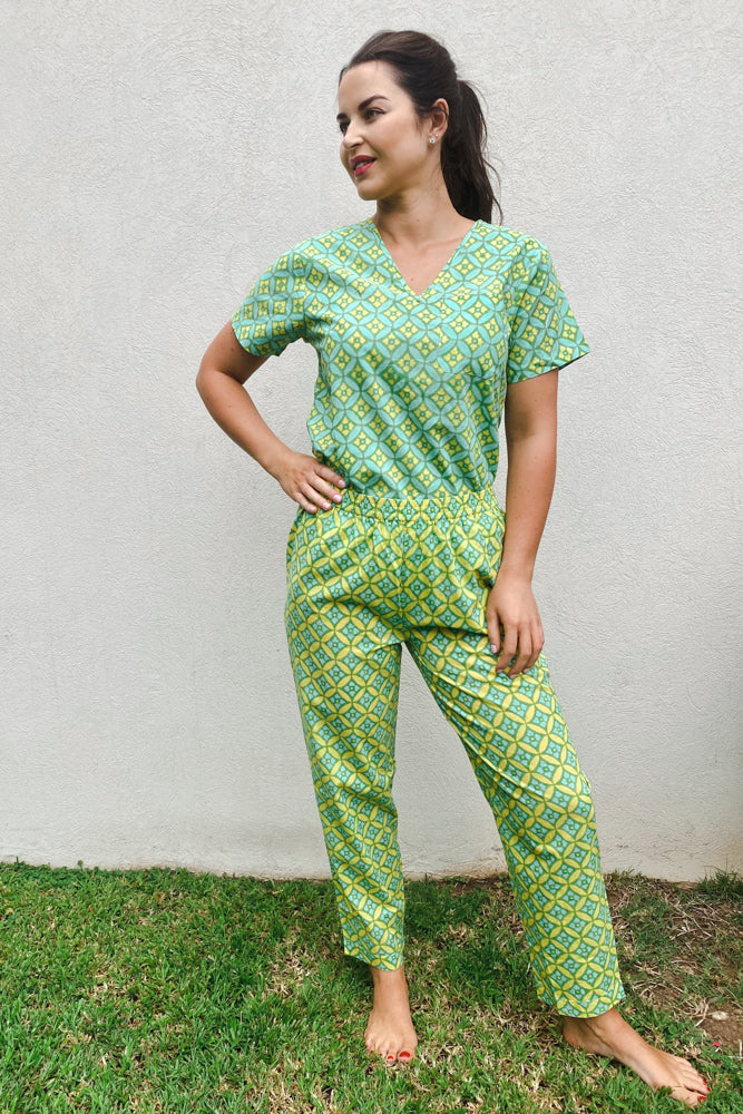 Retro Geometric Scrub/Jogger Pants