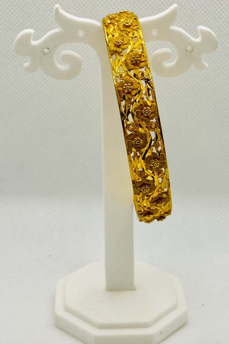 Golden Floral Filigree Bangle 12mm