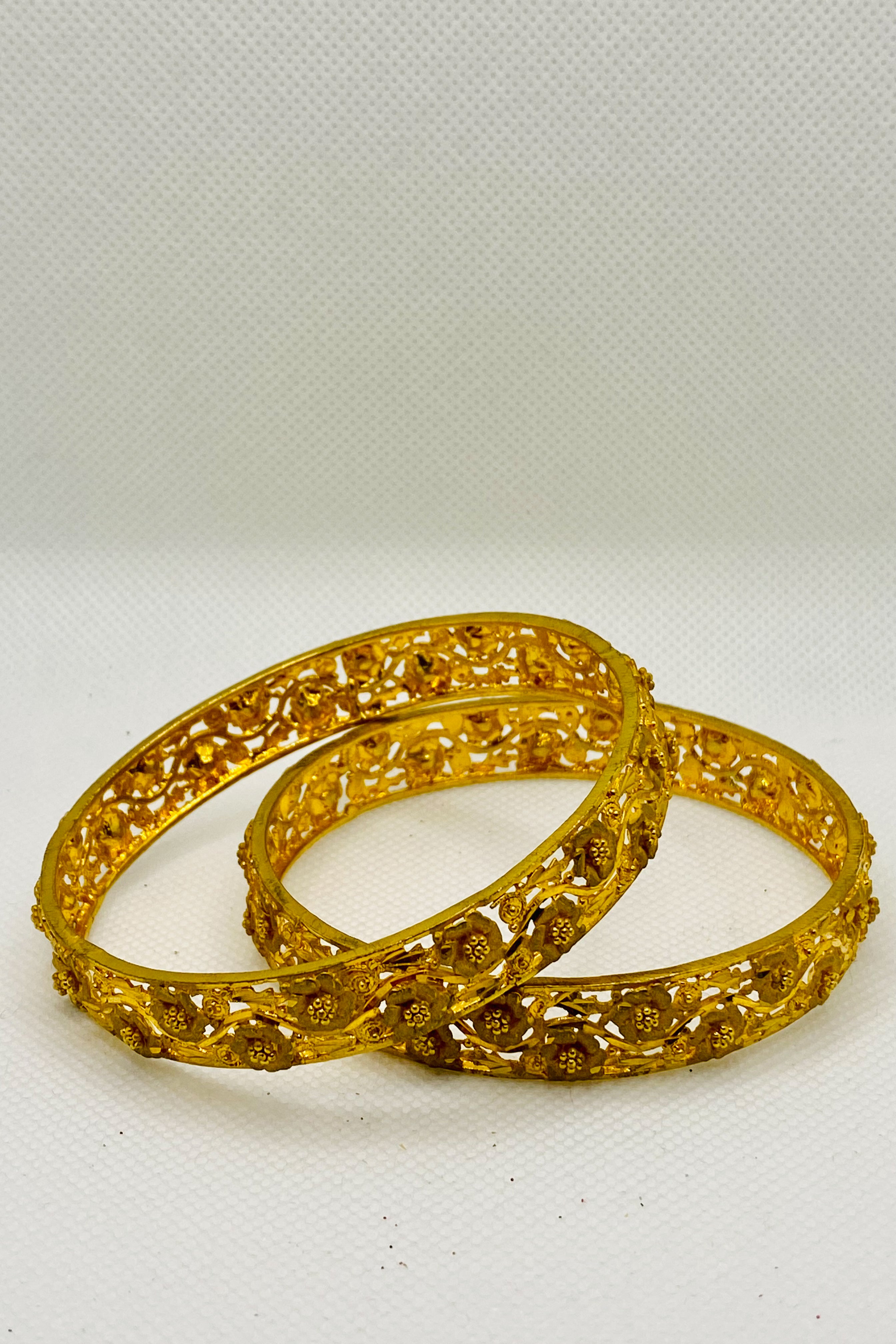 Golden Floral Filigree Bangle 12mm